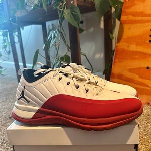 Nike men’s size 12 trainer